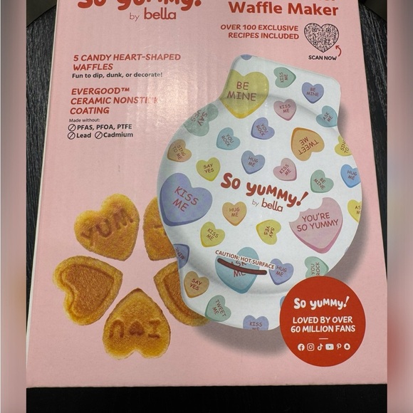 Bella Heart-Shaped Waffle Maker - Multicolor - Picture 1 of 3